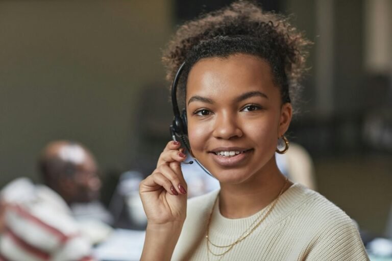 24 7 customer assistance available